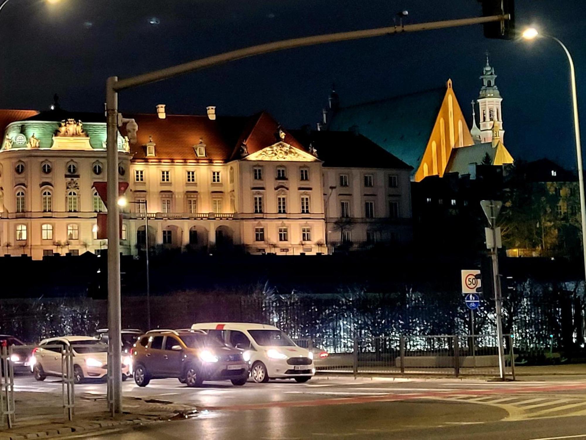Mieszkanko Kolo Zamku Варшава Екстер'єр фото